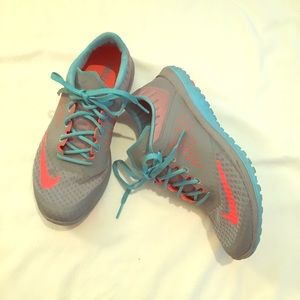 7.5 Nike shoes